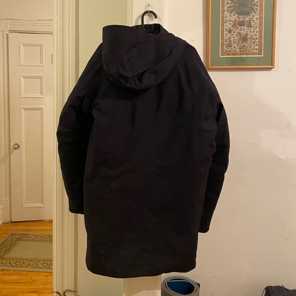 Like new parka Thorsem size M - Picture 2 of 4